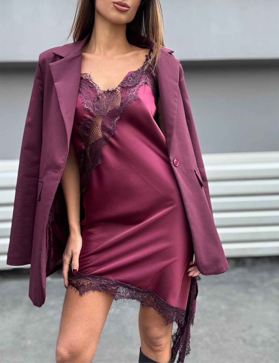 Abito in pizzo